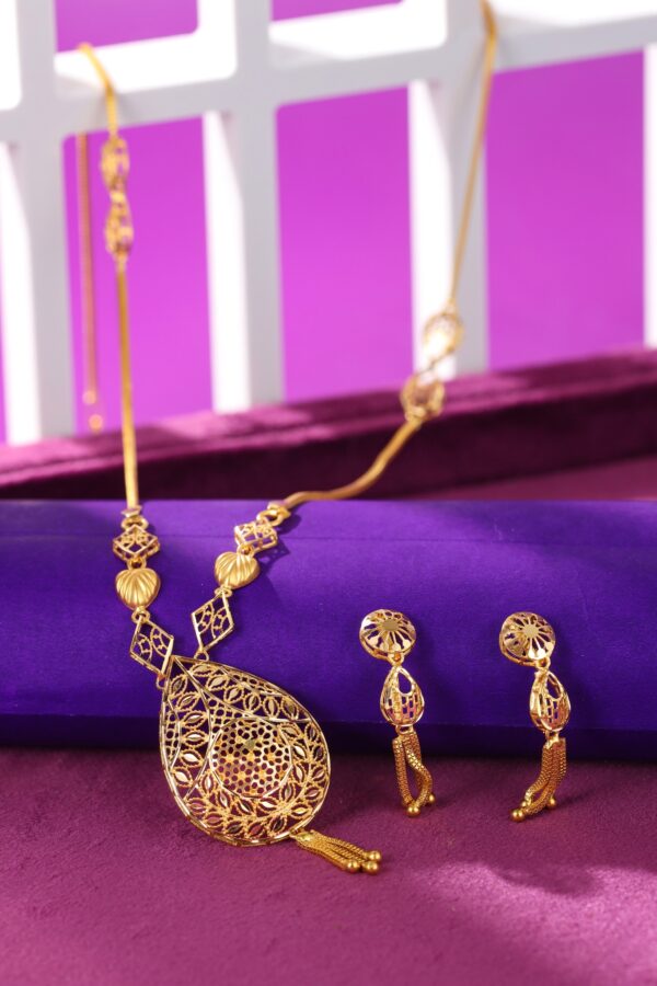 Layali Kuwait |Gold Necklace Set