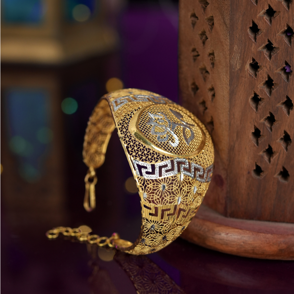 Lotus Crest Gold Bracelet