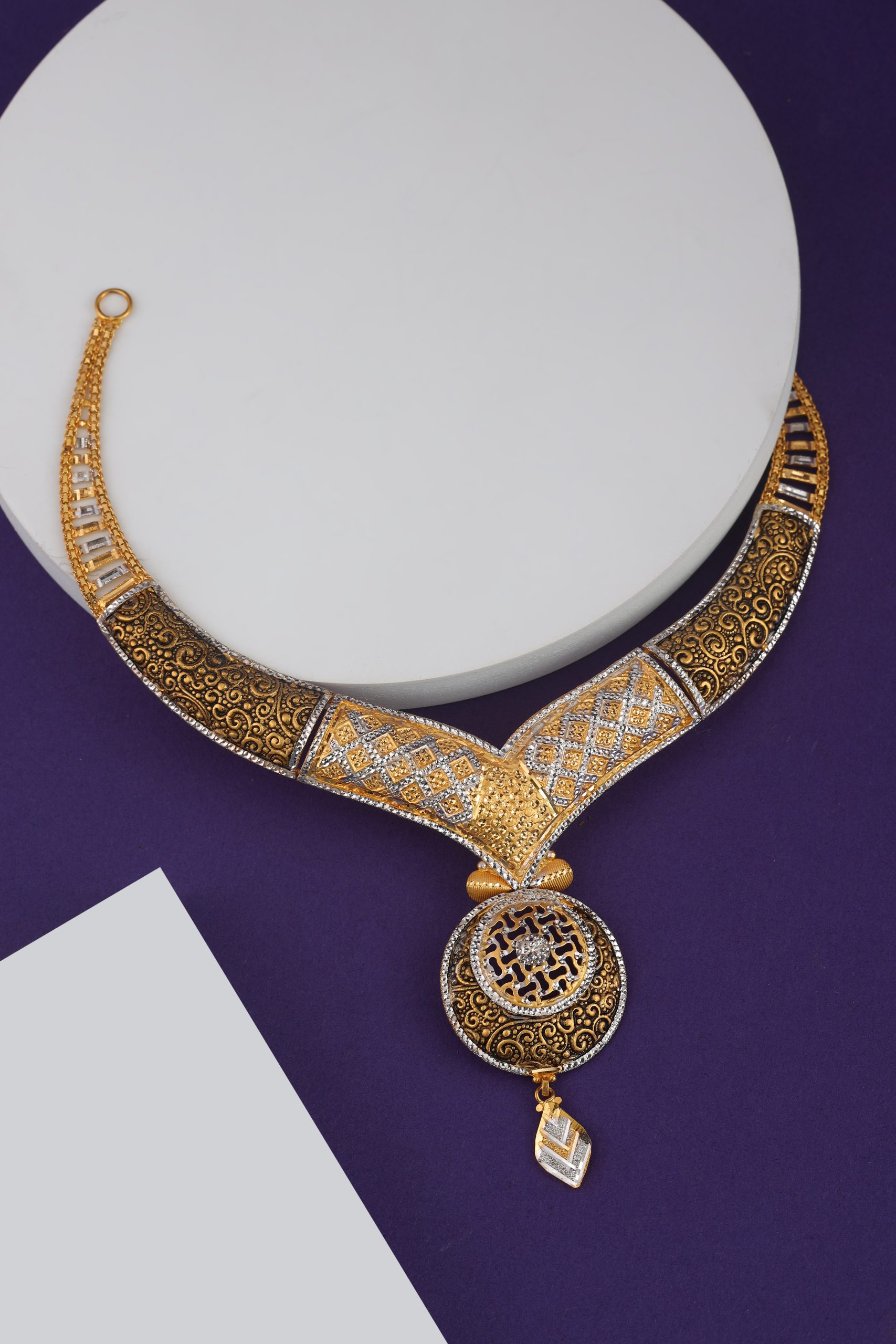 Zahrah Luxe Necklace - Arabic Gold Necklace Design