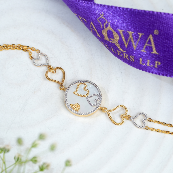 Dilnashi Heartline Bracelet