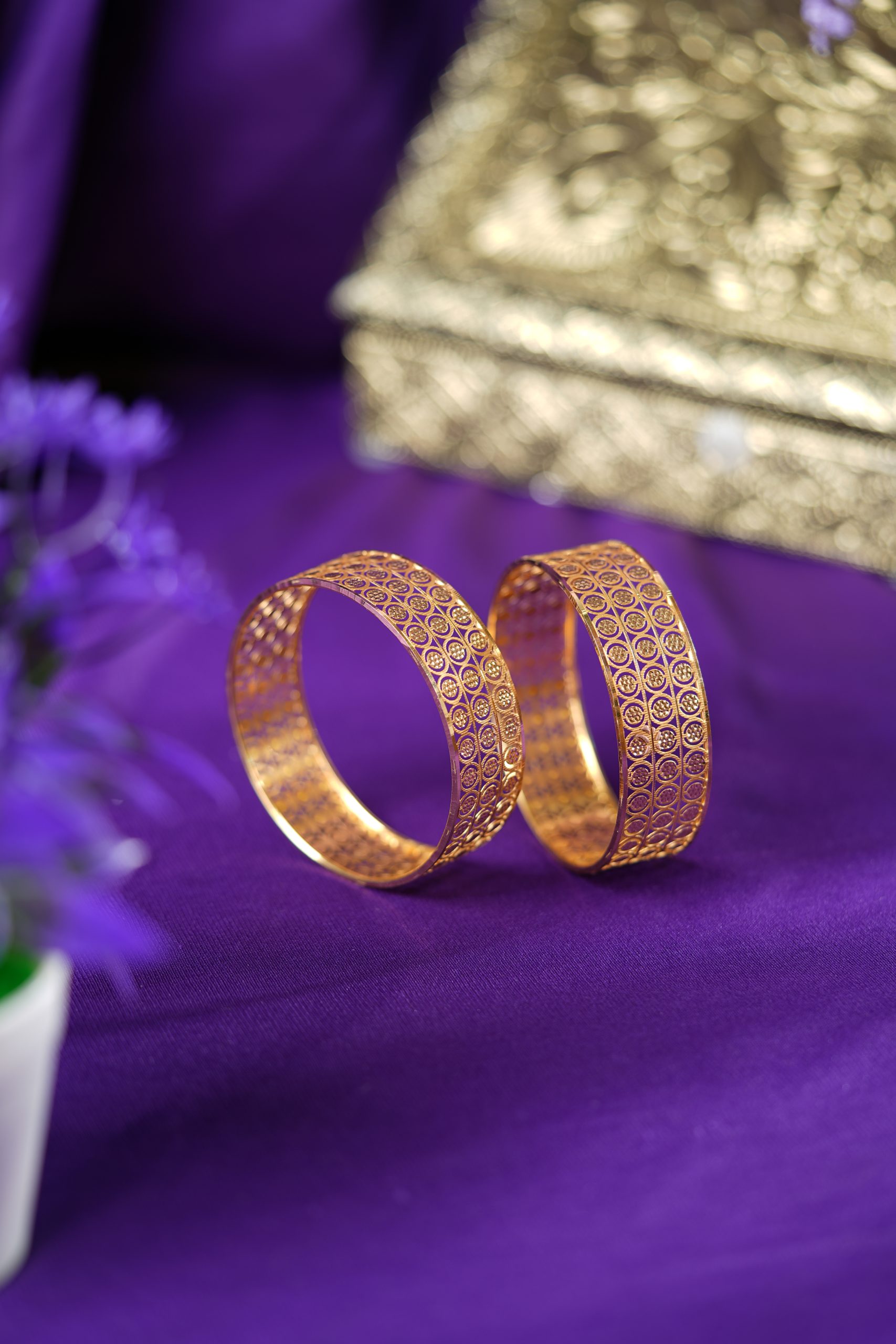 Zahrat Al-Fann CNC Gold Bangle – Precision Meets Arabic Elegance