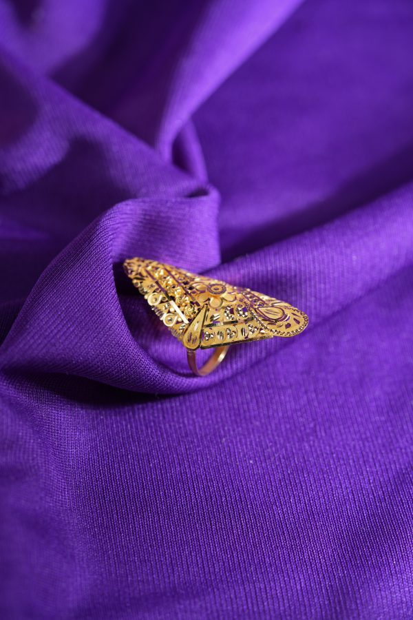 Noura Arabic Gold Ring - Arabic-Inspired Gold Ring | Elegant Floral Design
