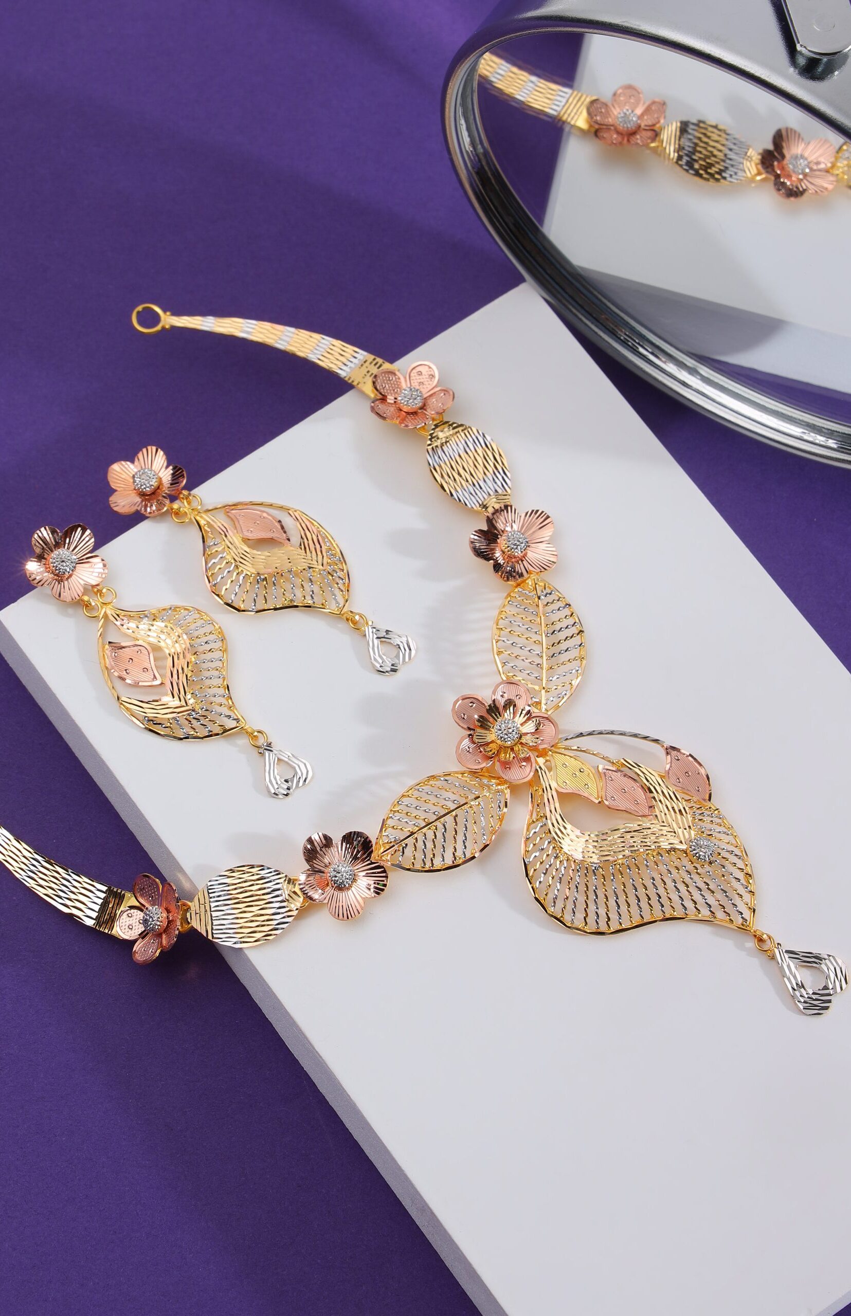 Melur Bloom Necklace Set – Exquisite Malaysian Gold Necklace Design
