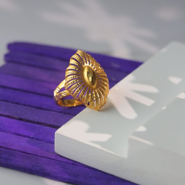 Solis Gold Ring - Exquisite Hollow Gold Ring for Every Occasion