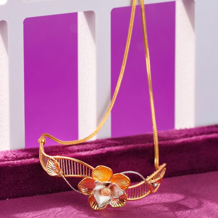 Golden Blossom Adjustable Bracelet – Elegant & Timeless Jewelry