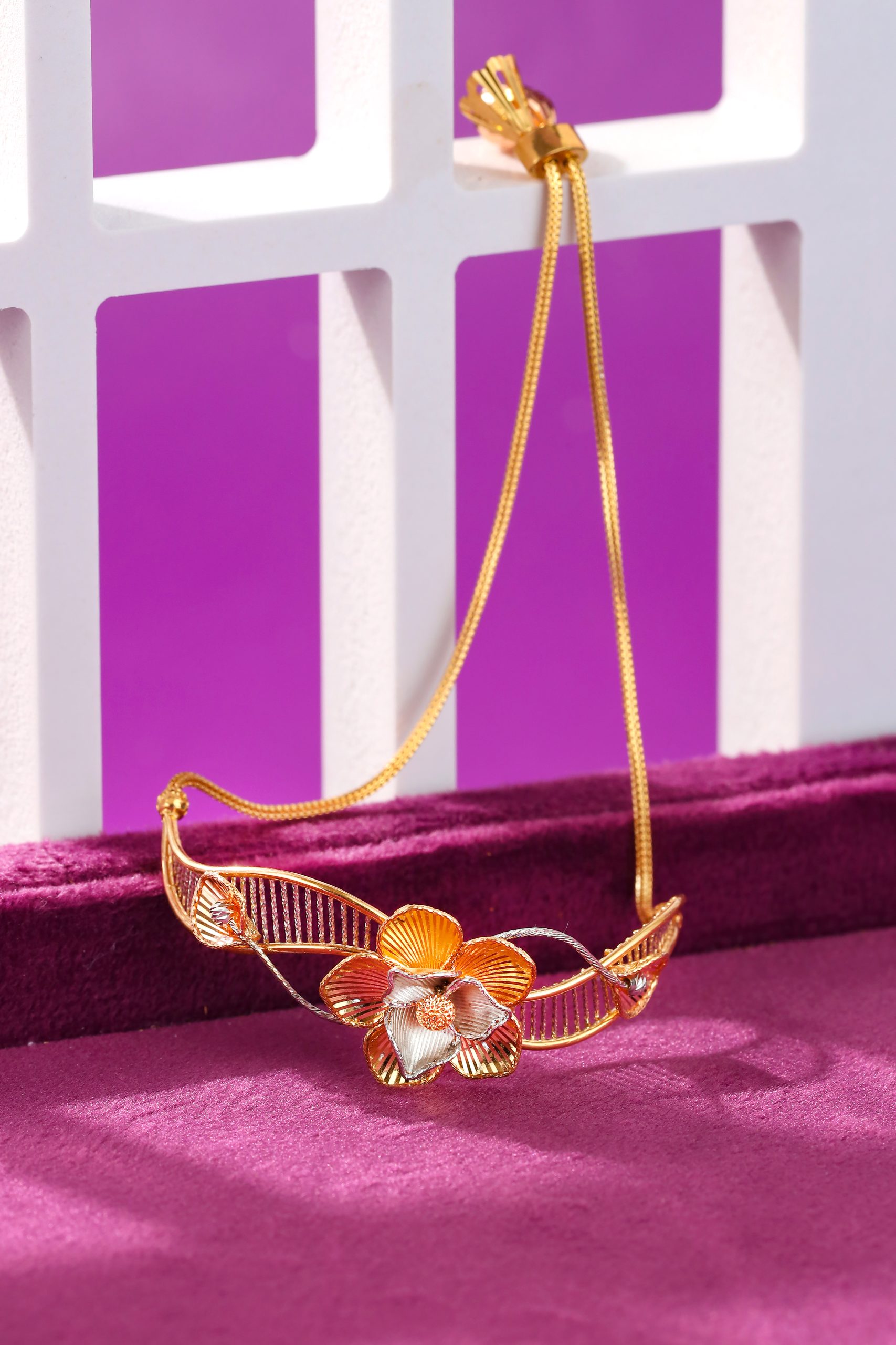 Golden Blossom Adjustable Bracelet – Elegant & Timeless Jewelry