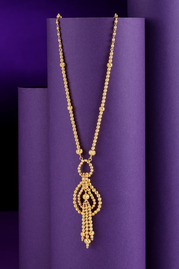 Eterna Knot Chain – A Symbol of Strength & Elegance