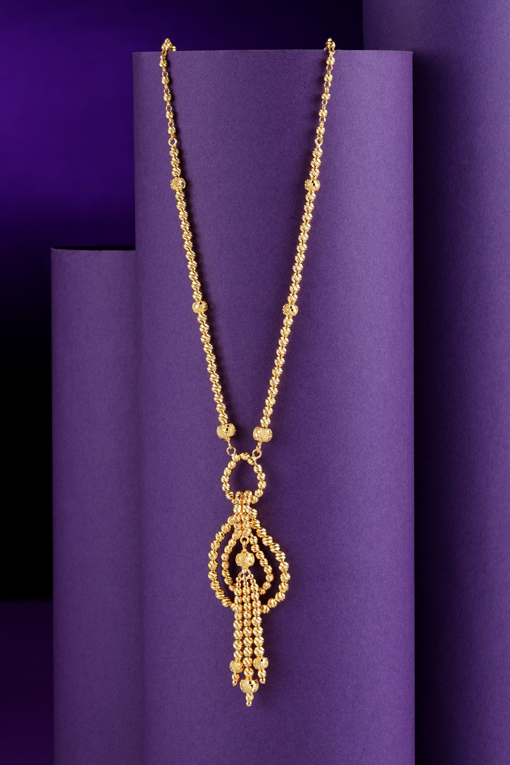 Eterna Knot Chain – A Symbol of Strength & Elegance