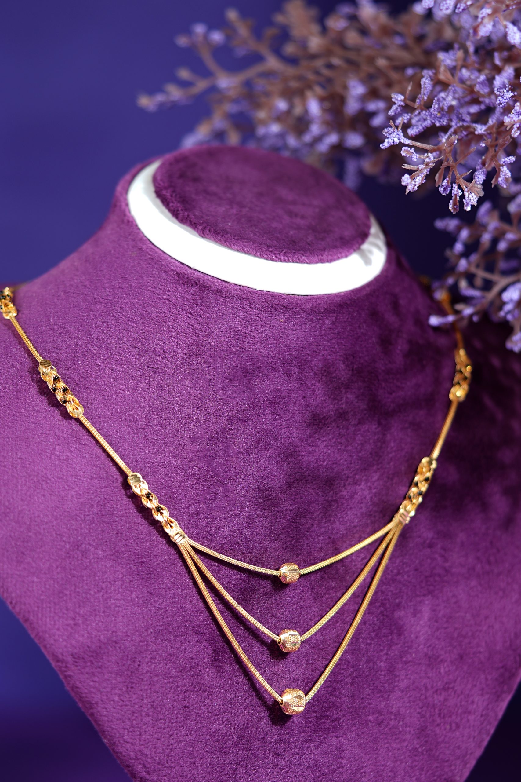 Nayra Dokiya Gold Chain – Elegant Traditional Chain for Timeless Grace