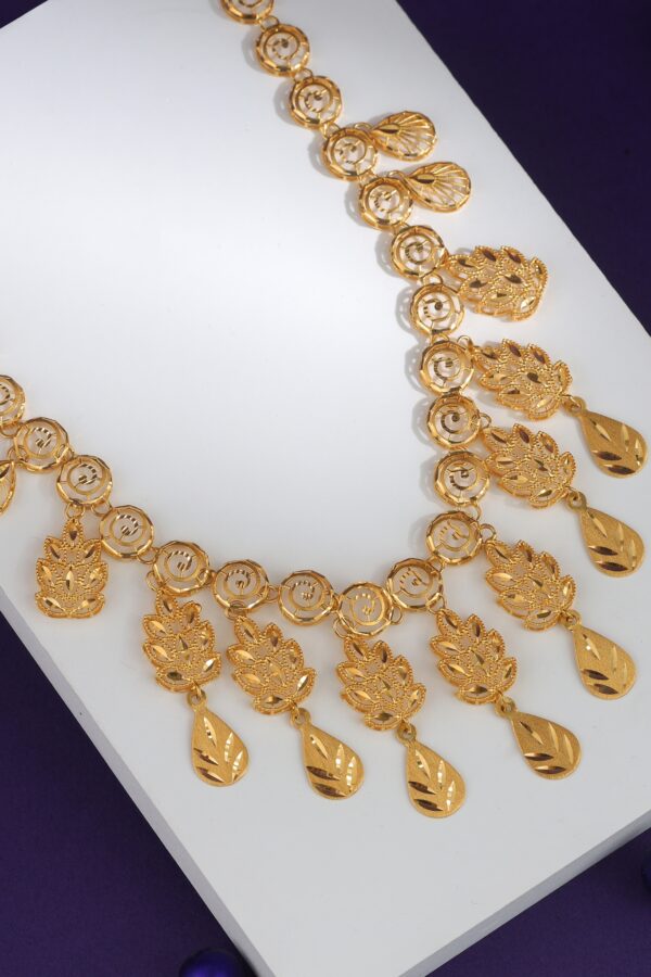 Elif Majesty Gold Necklace