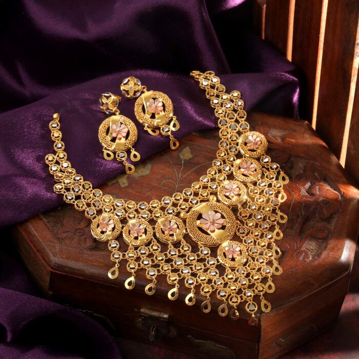 Zehra Blossom Set – The Radiance of Royal Blooms