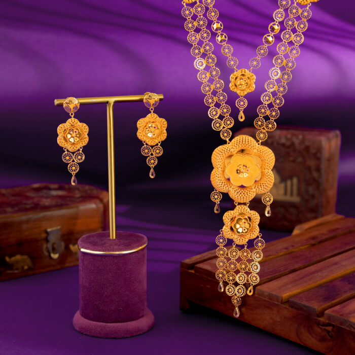 Zahra Gul Floral Gold haar – The Radiant Floral Gold Necklace Set