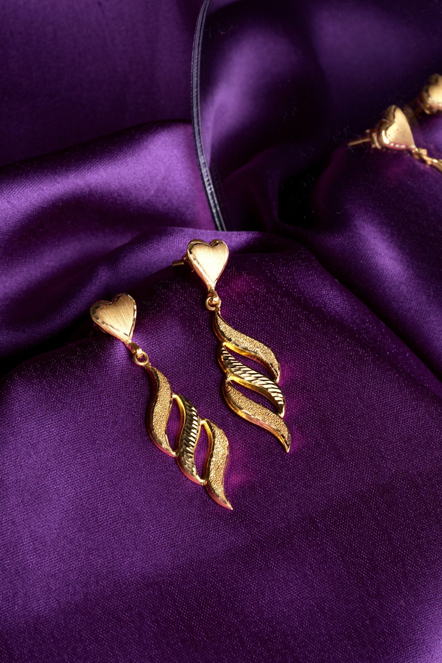 Zehra Heartfire Earrings – A Symbol of Passion and Elegance