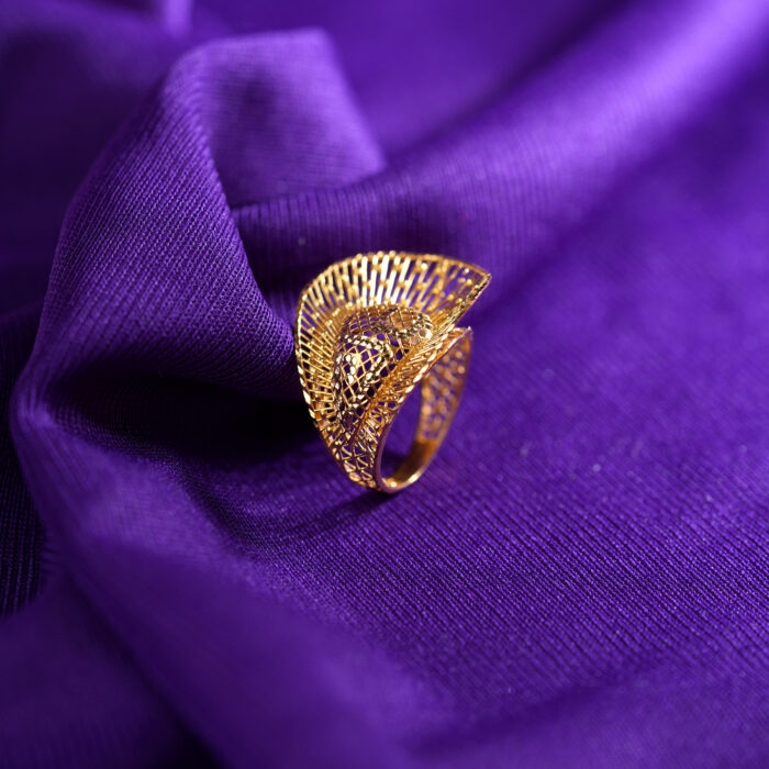 Zarqa Mirage Ring – A Statement of Grace & Golden Glamour