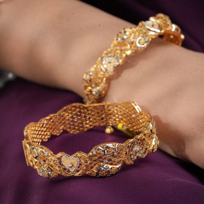Noor-ul-Qalb Bangles – A Celebration of Light and Heart