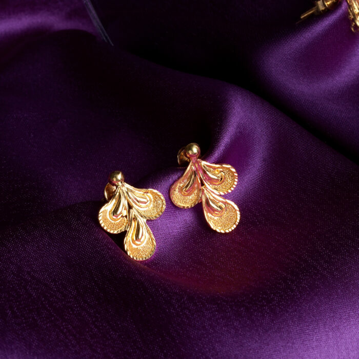 Zahra Blossom Earrings – 18KT Pure Gold Elegance Inspired by Nature