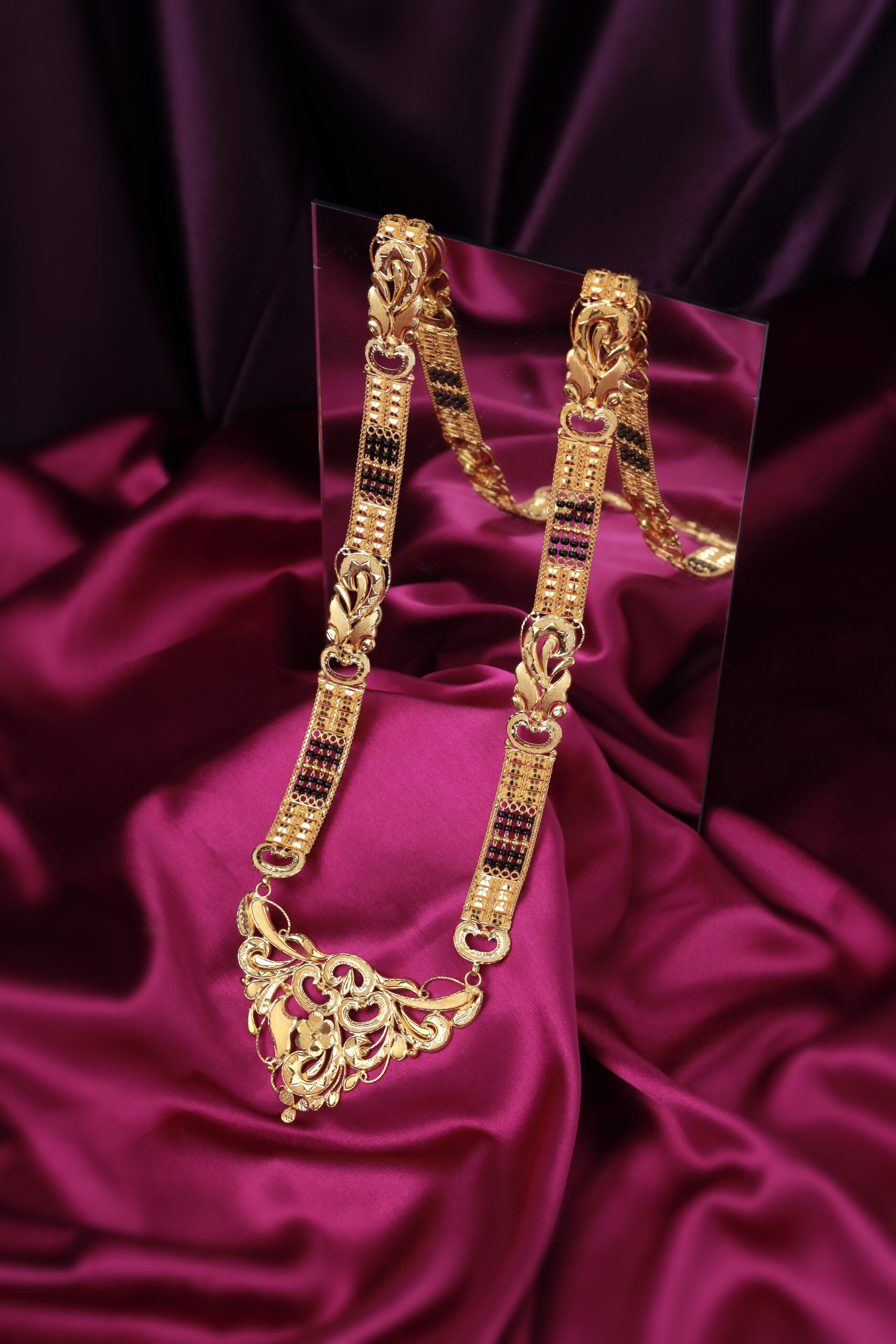 Zahra Heirloom Mangalsutra – 18KT Pure Gold Masterpiece