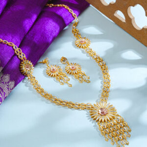 Zahraa El Nur - Gold Necklace & Earrings Set