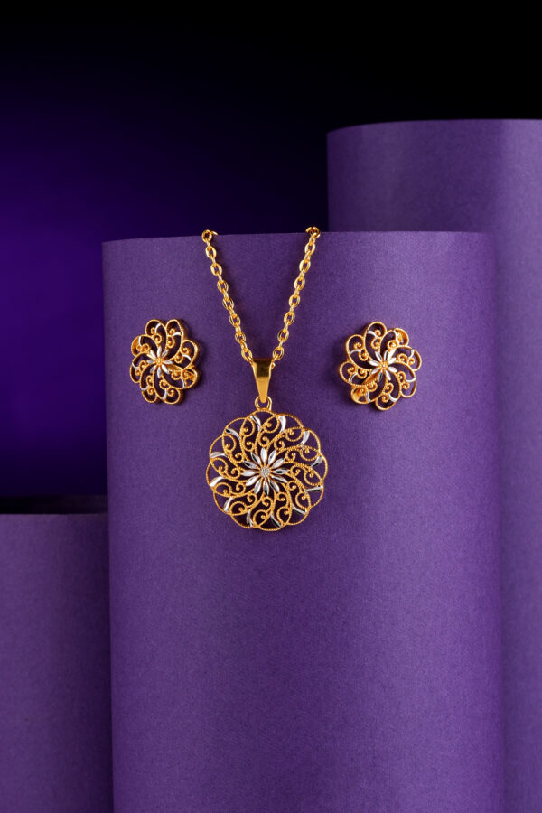 Zahrat-al-Falak Jewelry Set – A Celestial Blossom of Elegance