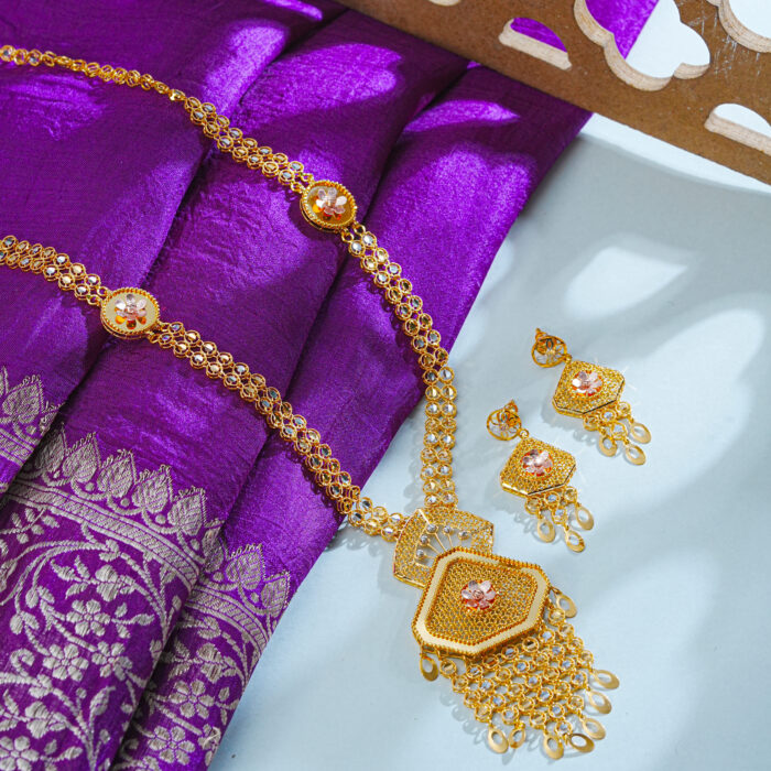 Zeenat-e-Dil – Gold Necklace & Earrings Set