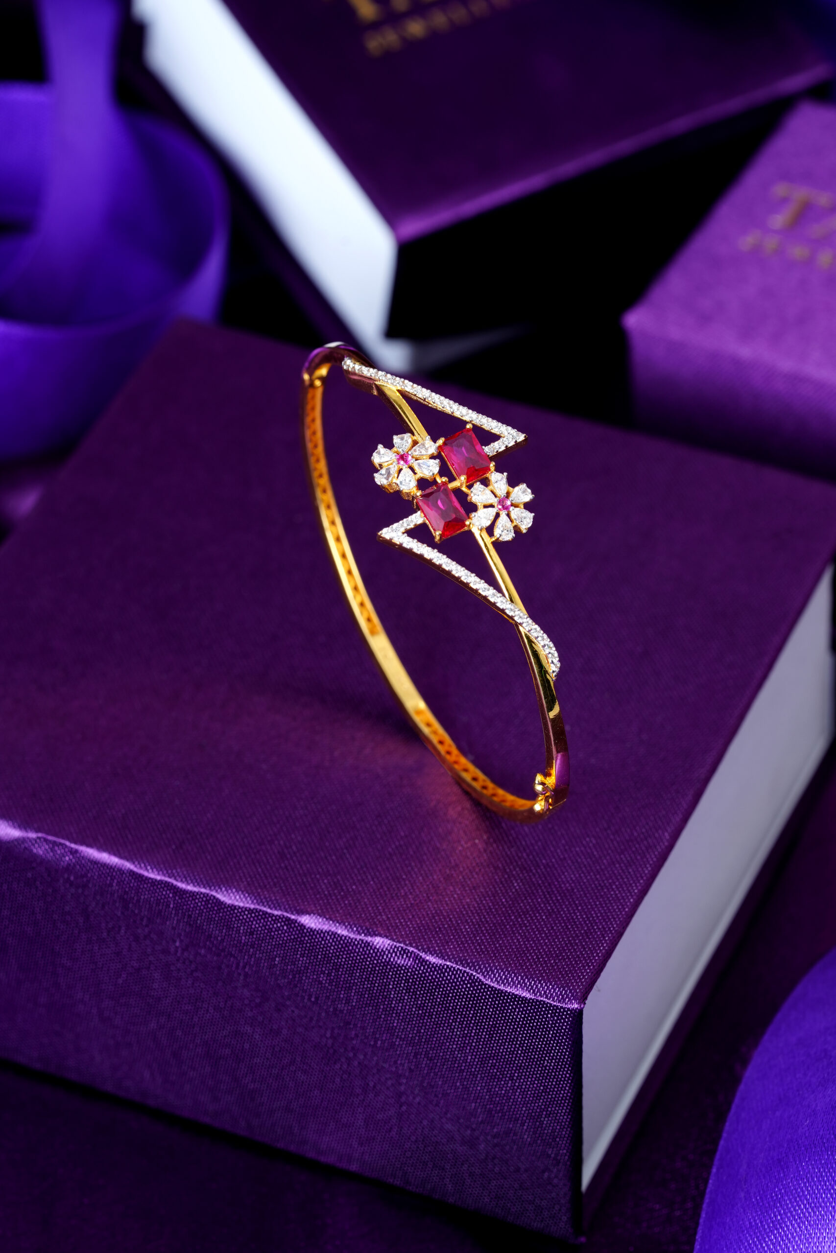 Ruby Radiance Bracelet – A Sparkling Statement of Elegance