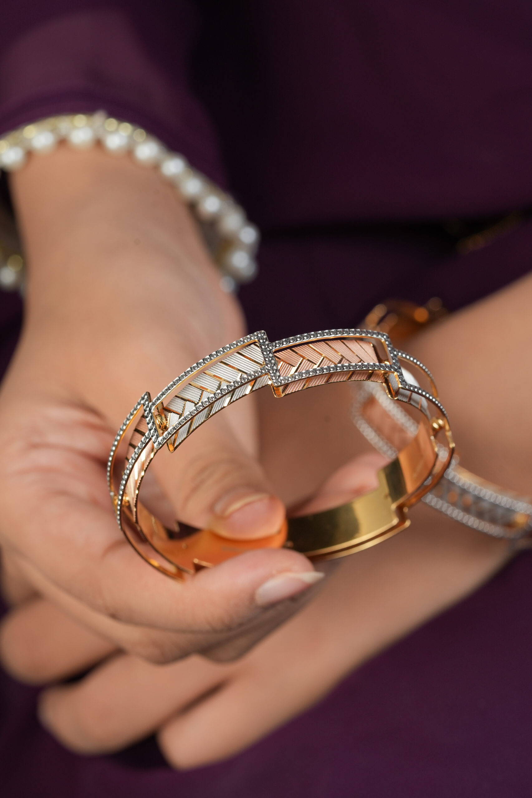 Seraphina Twirl Bangle: A Dance of Timeless Beauty and Elegance