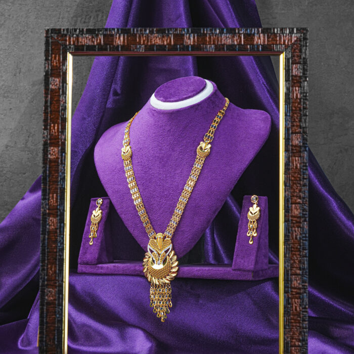 Sunehri Mehek Gold Necklace Set