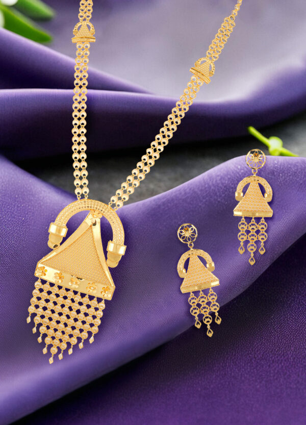 Zareen Drape Necklace Set