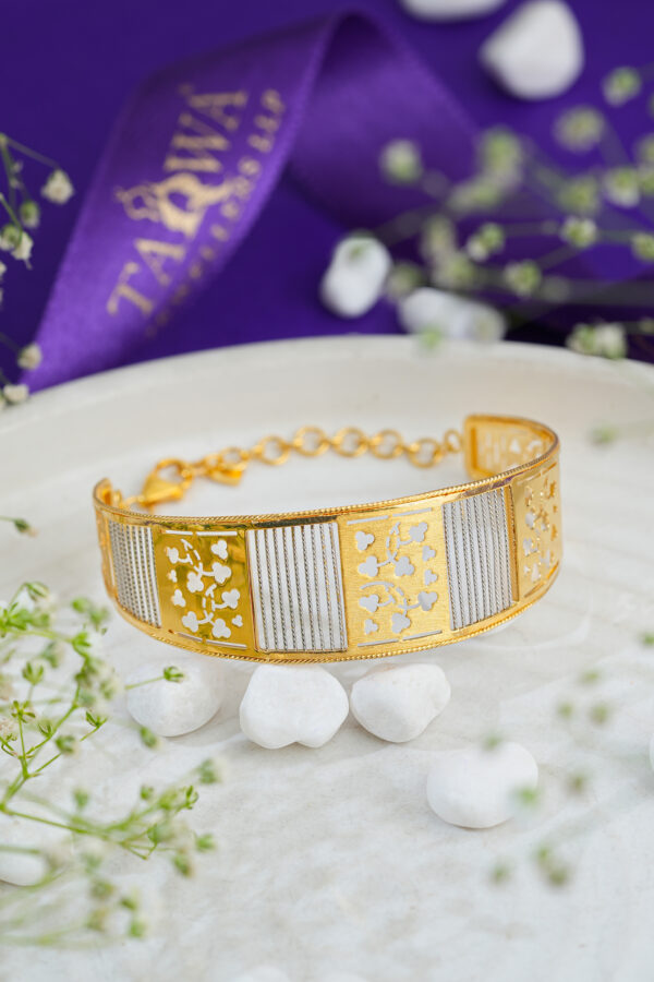 Zehra Dual-Tone Floral Bracelet