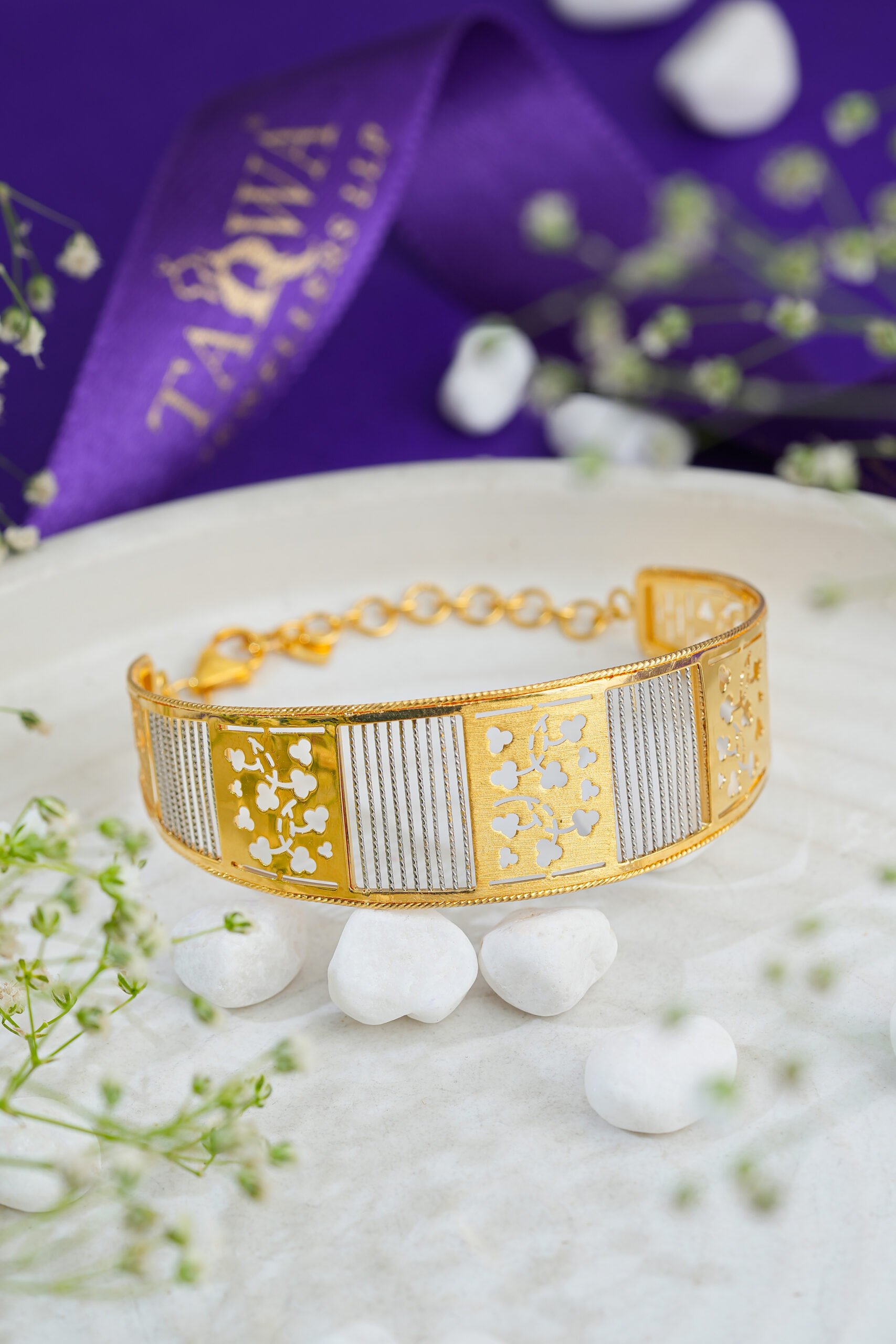 Zehra Dual-Tone Floral Bracelet