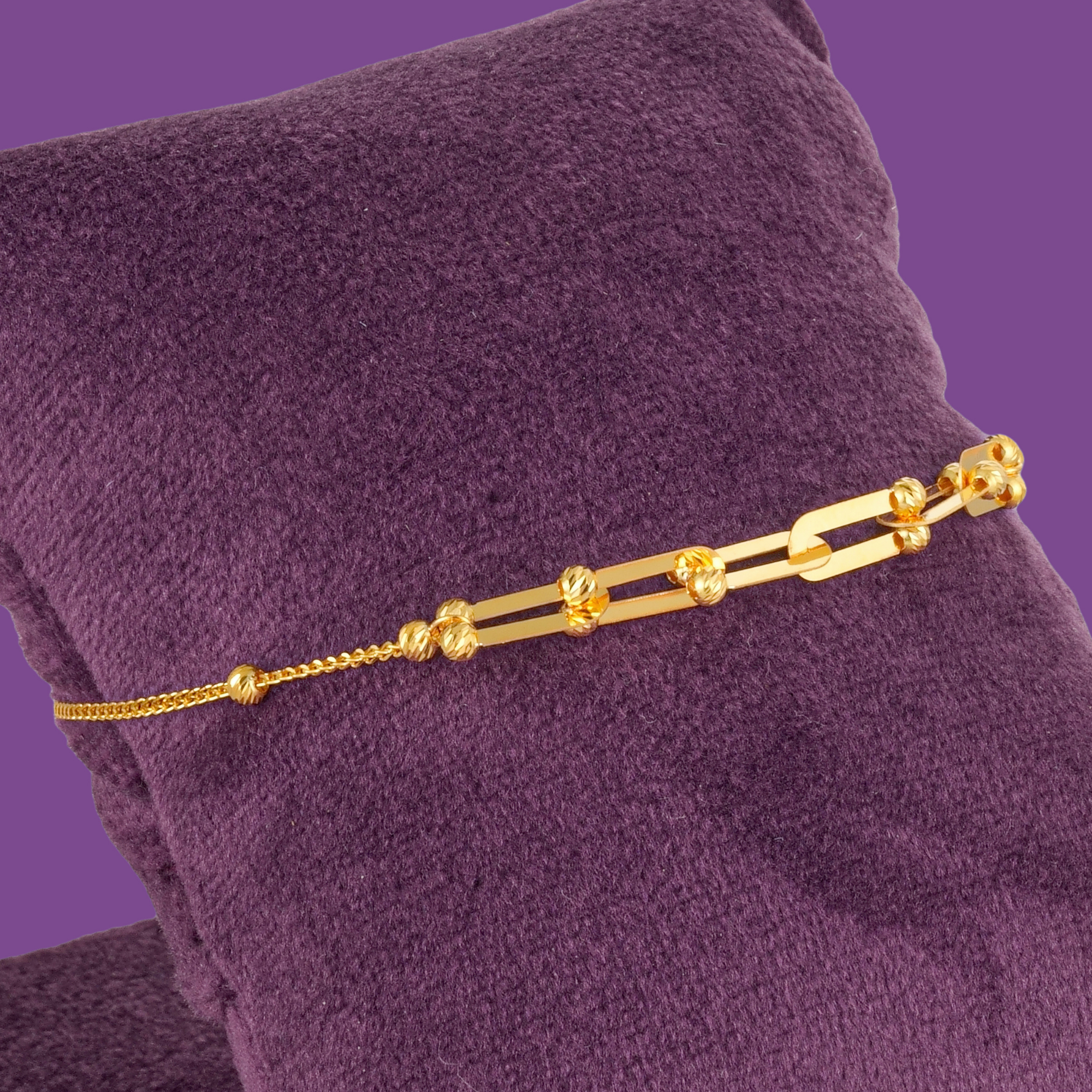 Pivot Gold Necklace Set - Image 4