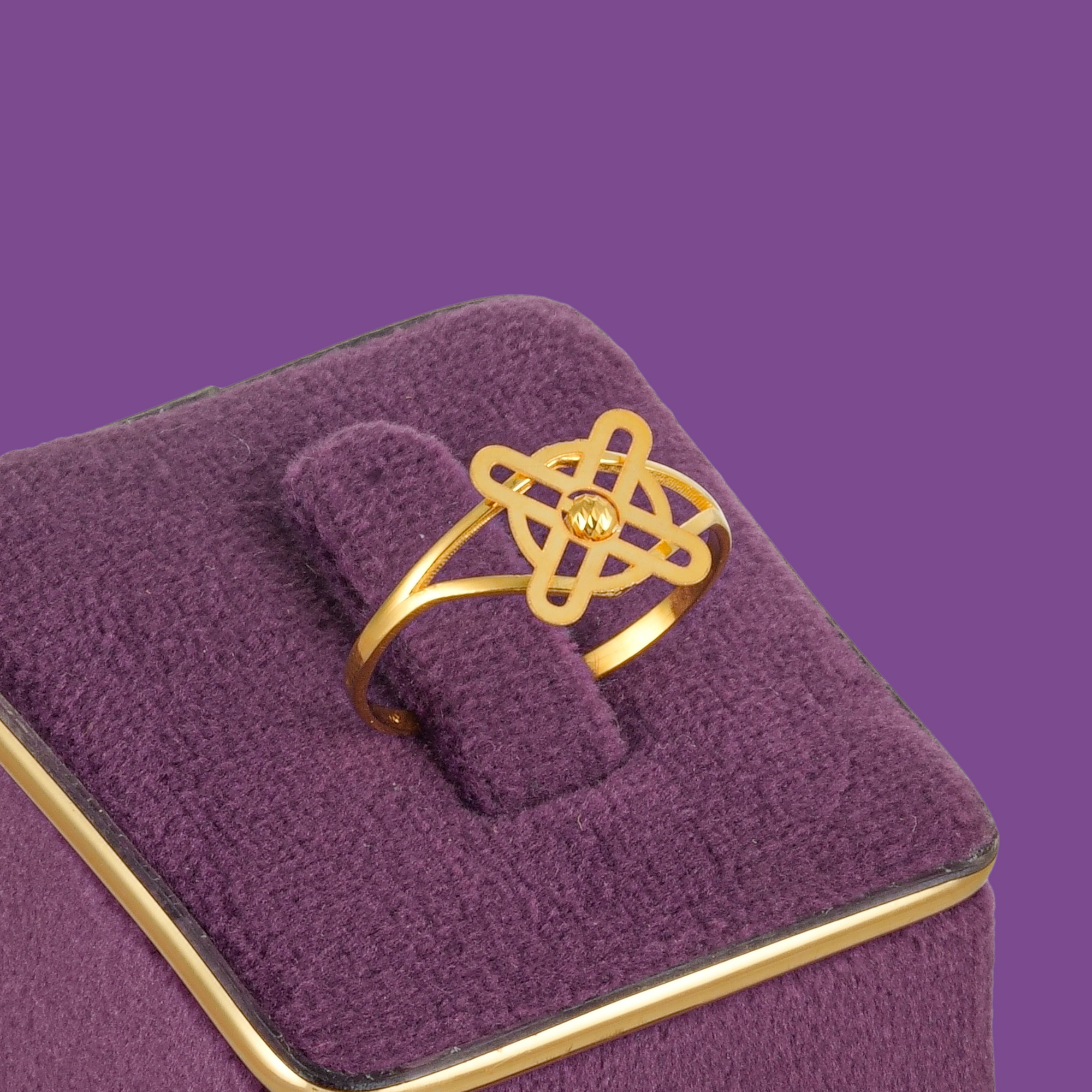 Pivot Gold Necklace Set - Image 3