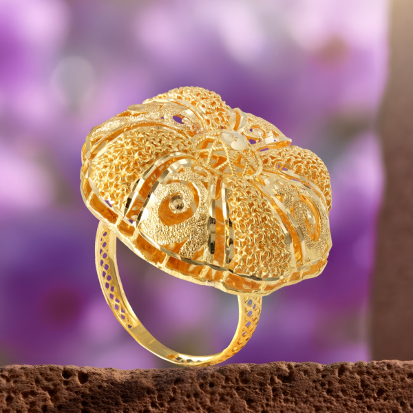 Frostdome Arabic Gold Ring